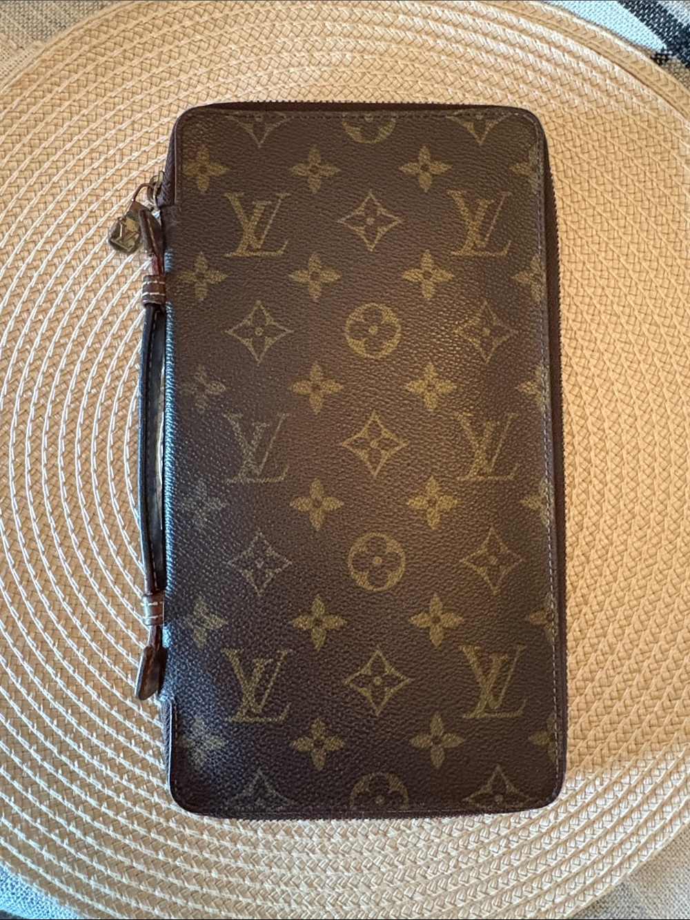 Louis Vuitton Monogram Canvas Zip-Around Travel Agenda